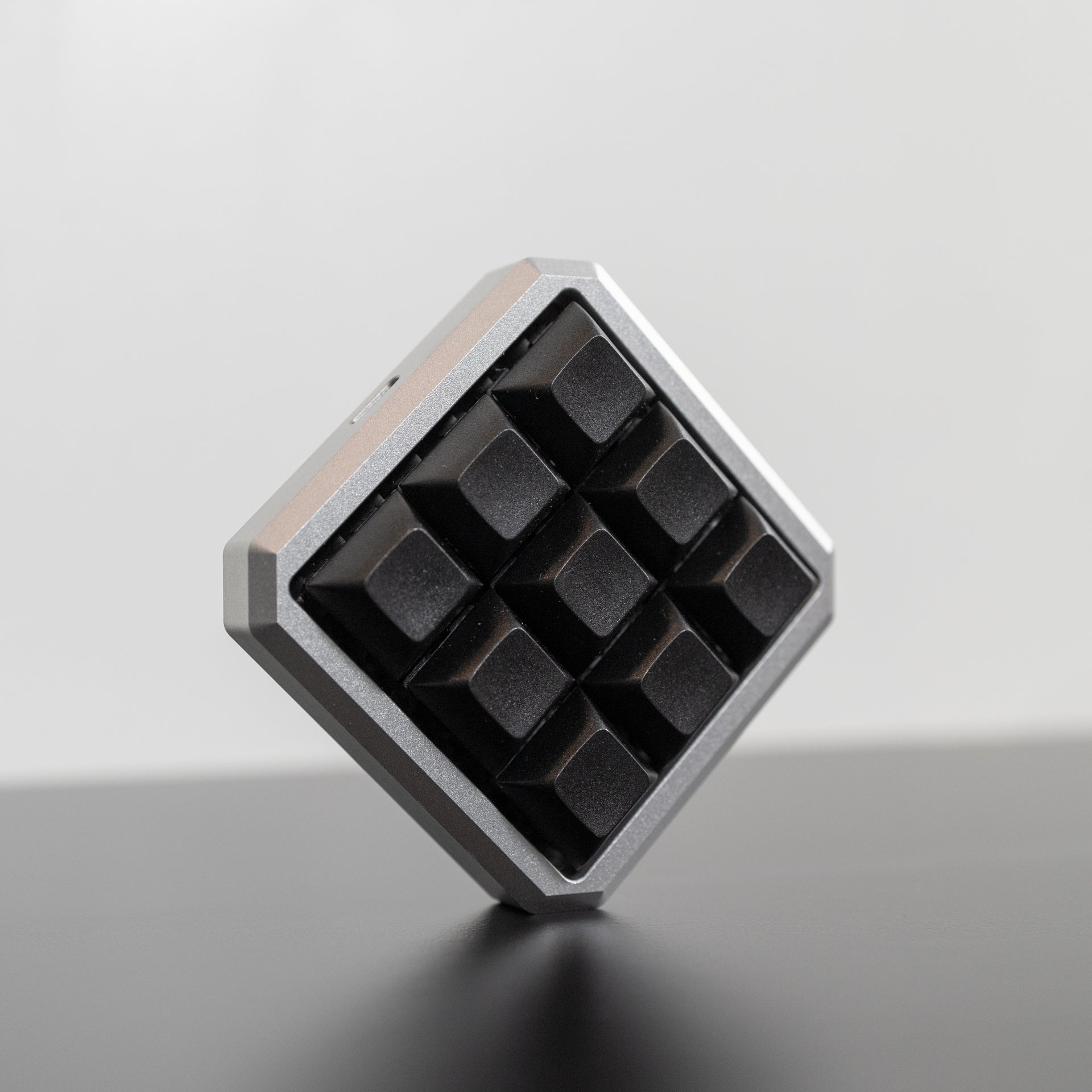 Binepad BN009 - InputGear DE