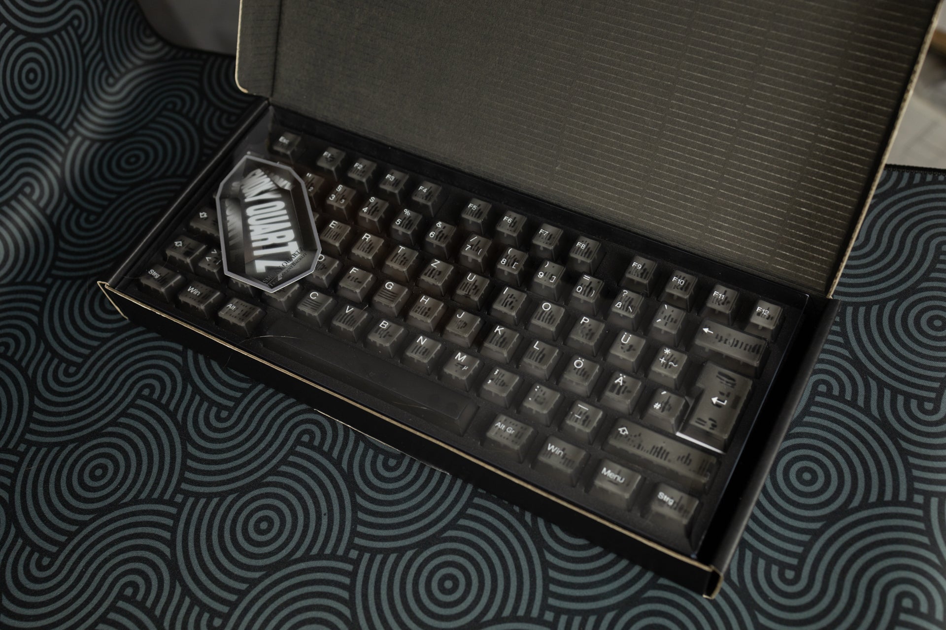 Tai-Hao Smoky Quartz (ISO-DE) Keycap Set - InputGear DE